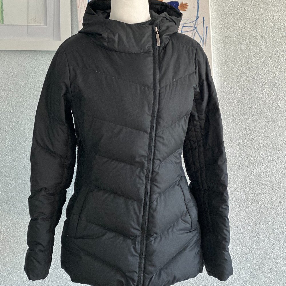Marmot Black Down Womens Winter Coat Medium Asymmetrical Zipper Hooded EUC
